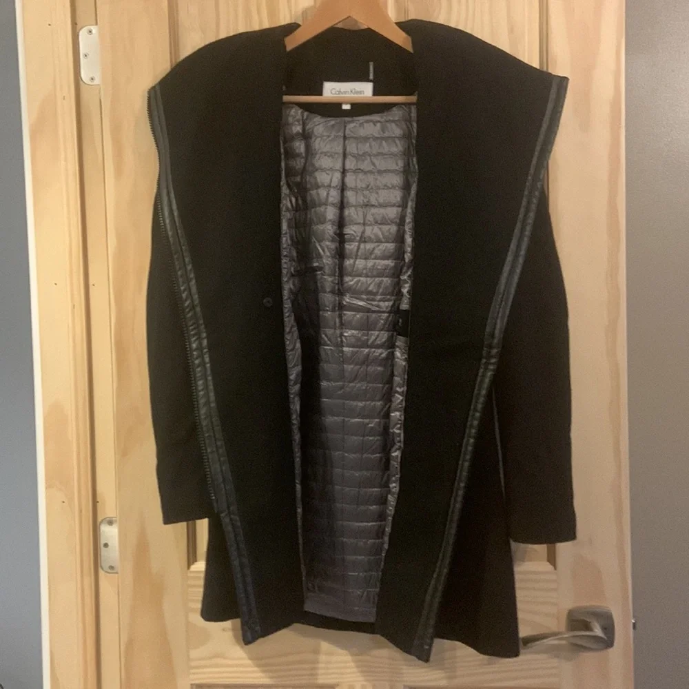 Women’s Calvin Klein black hooded pea coat - Picture 3 of 7